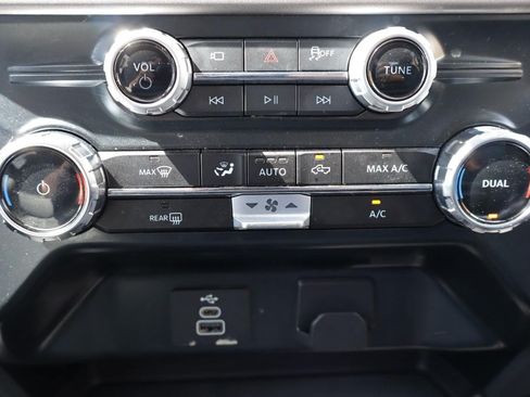 Used 2025 Ford F150 XLT w/ Equipment Group 301A Standard AWD/4WD image 21