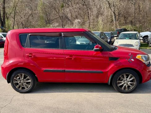 Used 2012 Kia Soul + w/ Audio Pkg image 4