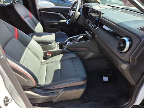 Certified 2023 Chevrolet Colorado Z71 w/ Z71 Convenience Package 2 image 15