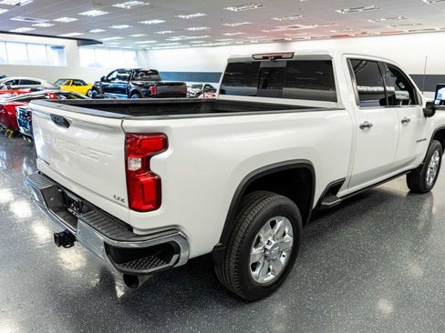 Used 2020 Chevrolet Silverado 3500 LTZ w/ LTZ Premium Package image 6