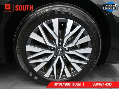 Used 2024 Nissan Altima 2.5 SV image 28