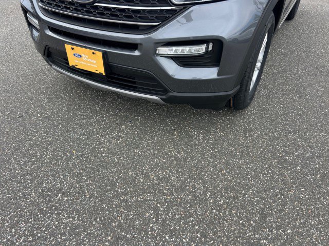 Used 2023 Ford Explorer XLT w/ Equipment Group 202A AWD/4WD image 30