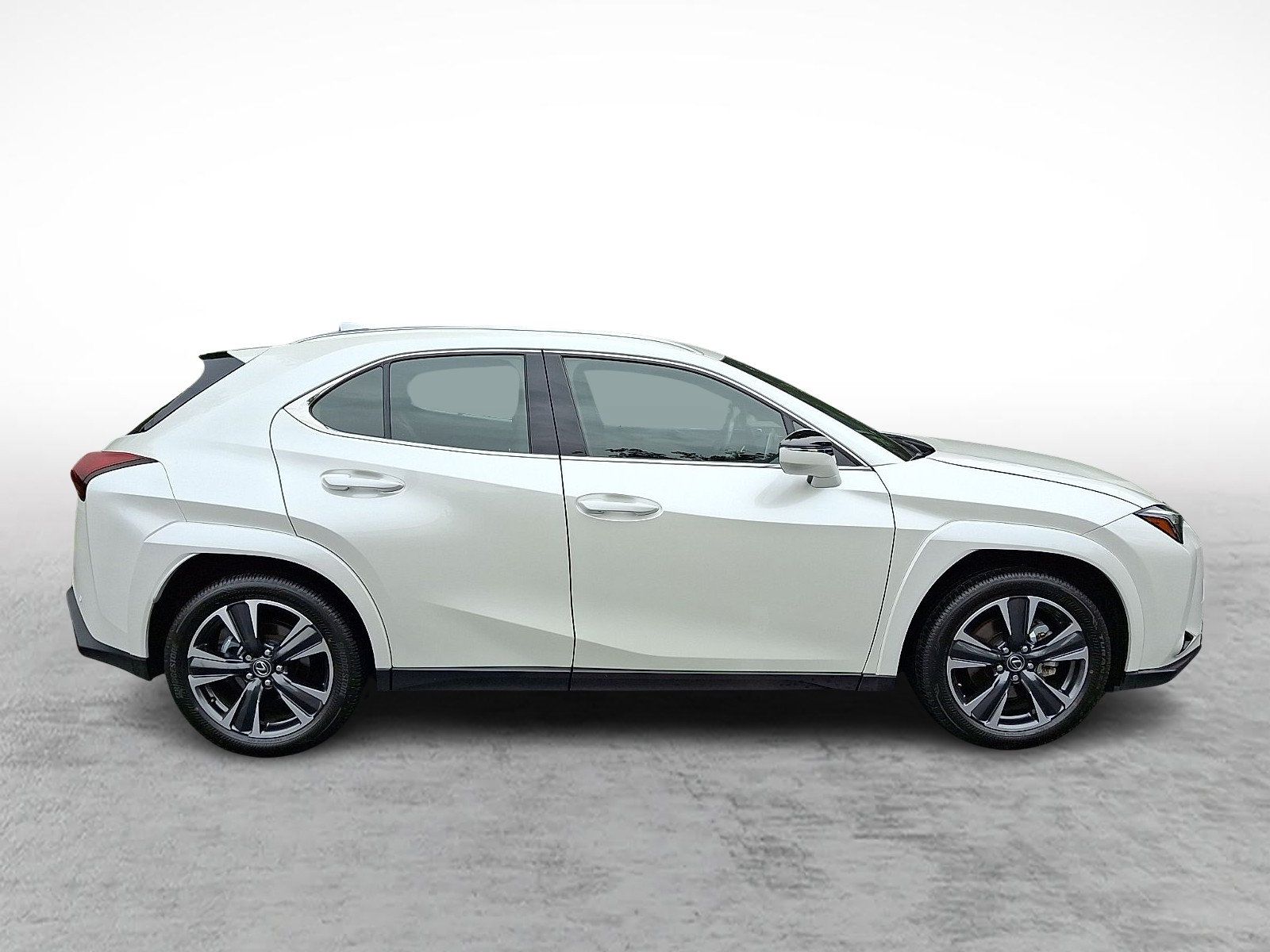 Certified 2025 Lexus UX 300h AWD w/ Accessory Package (Z1) image 7