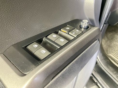 Used 2023 Toyota Tacoma TRD Off-Road image 13