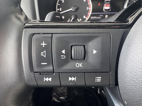 Used 2023 Nissan Rogue SV w/ SV Premium B Package AWD/4WD image 17