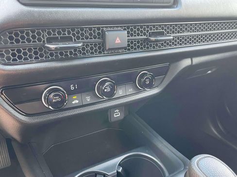 Certified 2024 Honda HR-V LX image 28