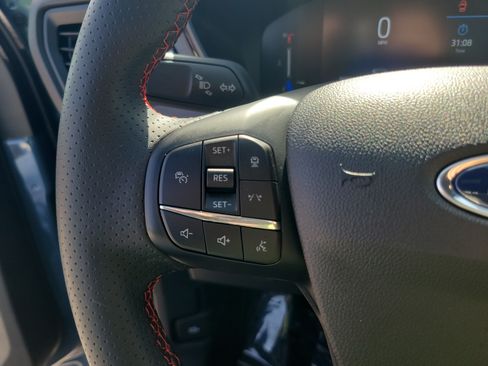 Used 2025 Ford Escape ST-Line w/ Tech Pack #1 FWD image 22