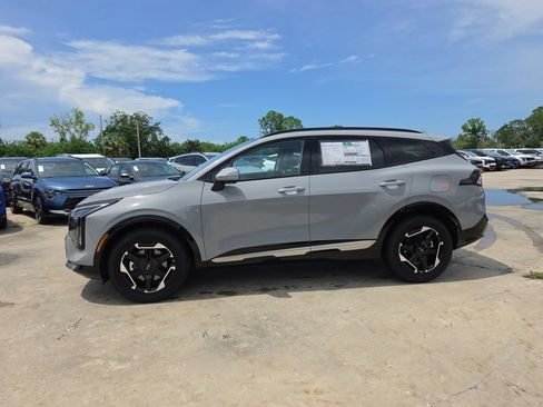 New 2026 Kia Sportage SX FWD image 5