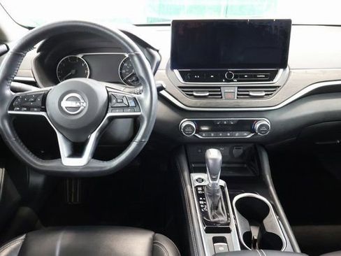 Used 2023 Nissan Altima 2.5 SL image 14