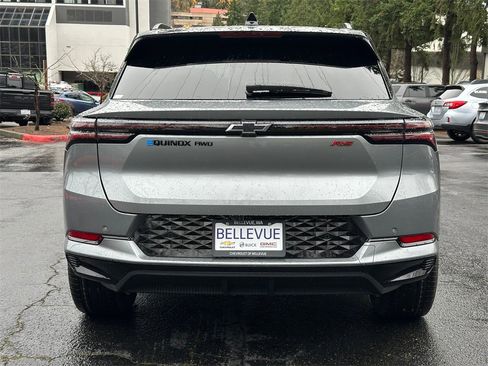 New 2026 Chevrolet Equinox EV RS image 4