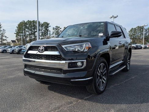 Used 2019 Toyota 4Runner Limited image 8