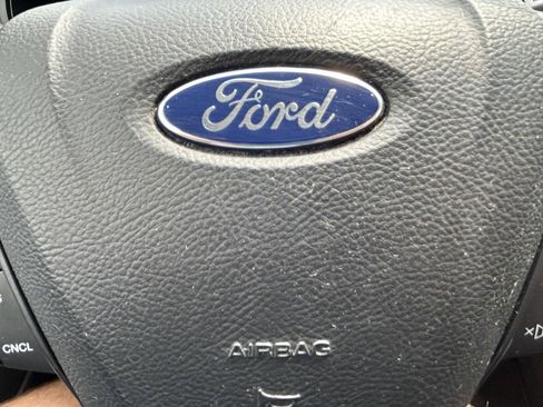 Used 2016 Ford Edge SE FWD image 20