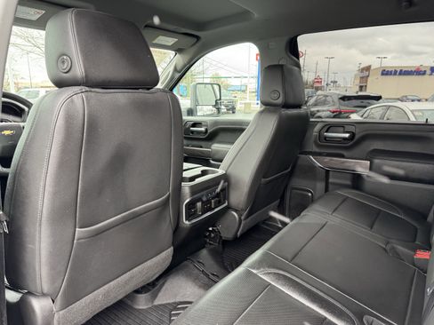 Used 2021 Chevrolet Silverado 2500 LTZ image 30