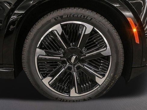 Certified 2026 Cadillac Escalade IQL Sport 1 AWD/4WD image 21