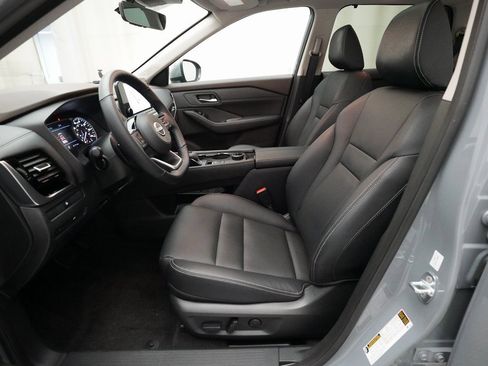 Certified 2023 Nissan Rogue SL w/ SL Premium Package image 7