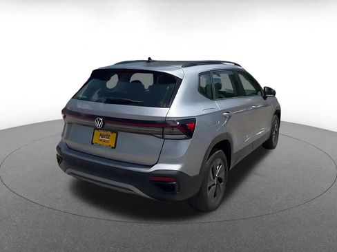 Used 2025 Volkswagen Taos S FWD image 15