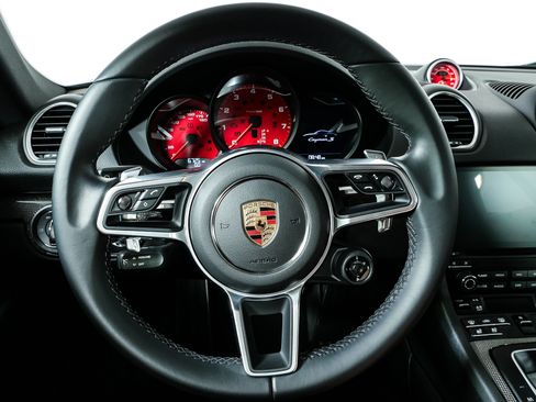 Certified 2024 Porsche 718 Cayman S RWD image 10
