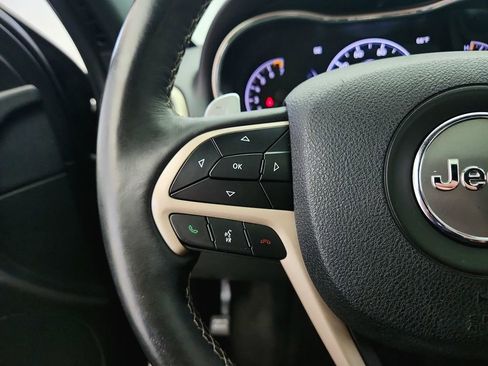 Used 2017 Jeep Grand Cherokee Limited AWD/4WD image 23