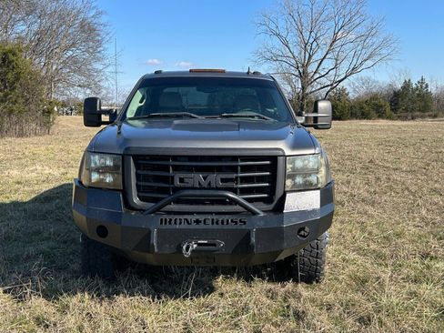 Used 2008 GMC Sierra 3500 SLT w/ Convenience Package image 2