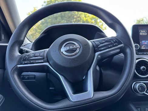 Used 2025 Nissan Sentra SV FWD image 28