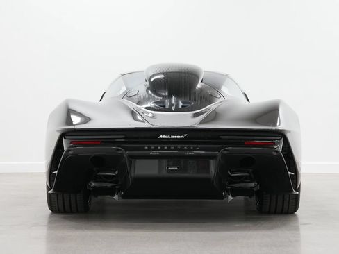 Used 2020 McLaren Speedtail RWD image 38