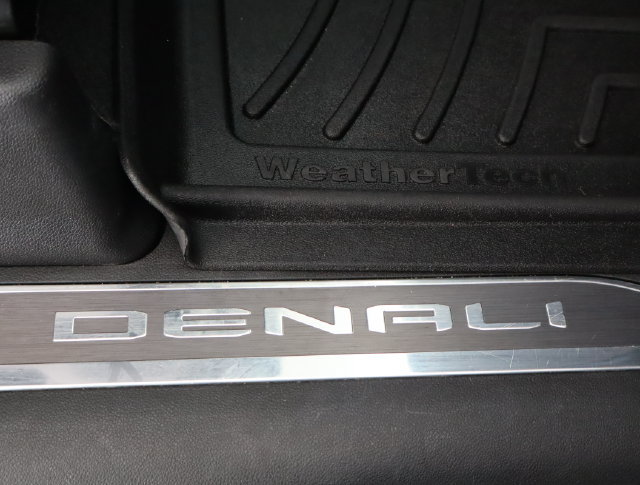 Used 2023 GMC Sierra 2500 Denali w/ Denali Ultimate Package AWD/4WD image 58