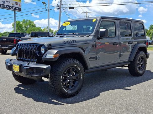 Used 2022 Jeep Wrangler Unlimited Sport AWD/4WD image 3