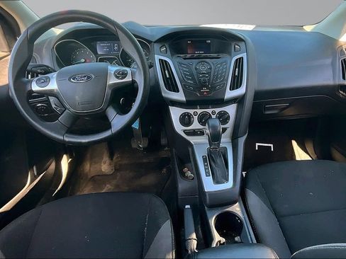 Used 2014 Ford Focus SE FWD image 7
