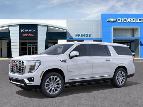 New 2026 GMC Yukon XL Denali RWD image 2