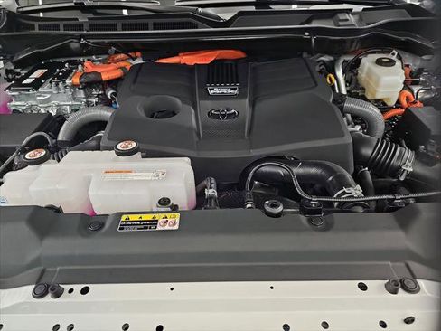 Certified 2026 Toyota Sequoia Platinum w/ TRD Off-Road Package image 24