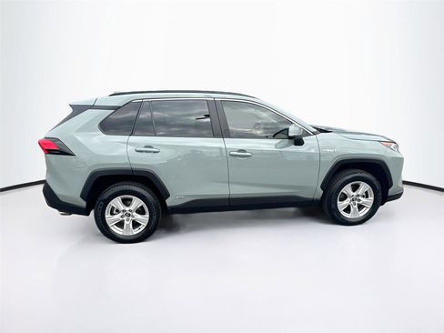 Used 2021 Toyota RAV4 XLE image 8