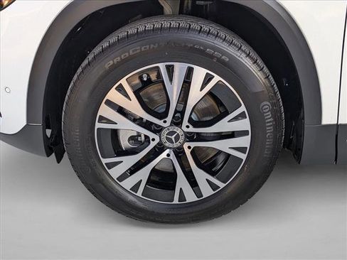 Certified 2025 Mercedes-Benz GLA 250 4MATIC w/ Driver Assistance Package image 23