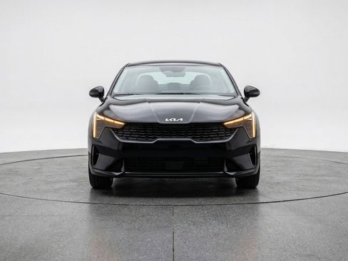 Used 2025 Kia K4 LXS image 2