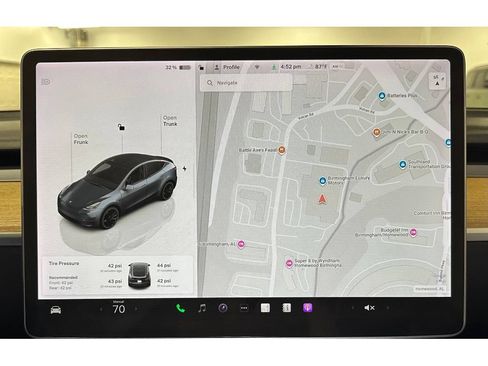 Used 2022 Tesla Model Y Performance AWD/4WD image 29