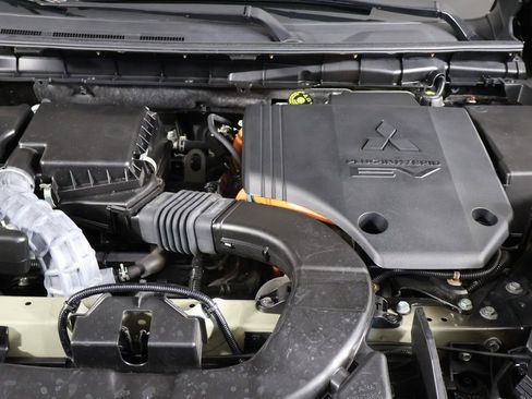 Used 2023 Mitsubishi Outlander SEL AWD/4WD image 23
