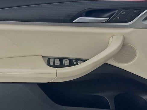 Used 2023 BMW X3 sDrive30i w/ Premium Package image 17