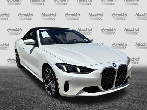 Certified 2025 BMW 430i Convertible RWD image 2