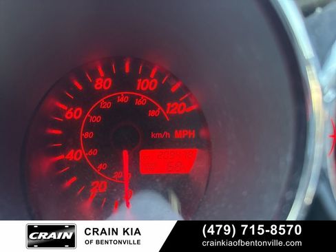 Used 2003 Toyota Matrix image 25