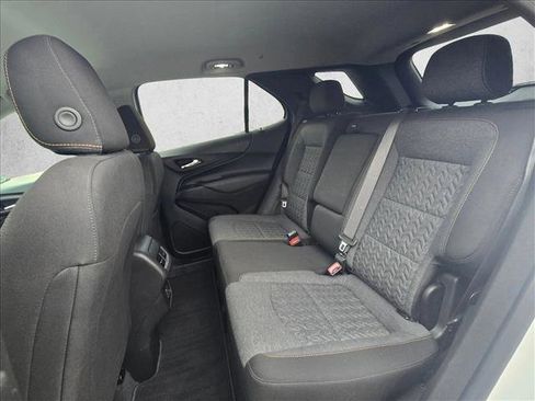 Used 2022 Chevrolet Equinox LT FWD image 18