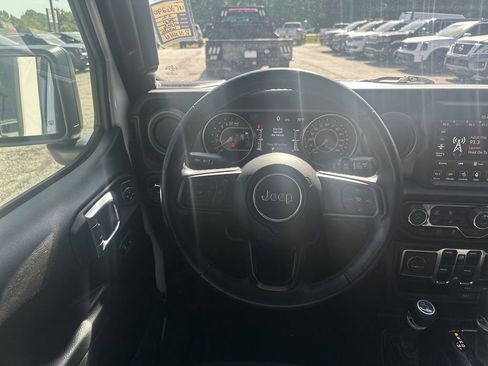 Used 2022 Jeep Wrangler Unlimited Sport w/ Sun And Sound Package AWD/4WD image 24