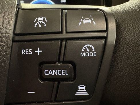 Certified 2025 Toyota Camry SE image 17