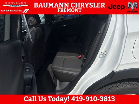 Used 2025 Buick Encore GX Preferred FWD image 23