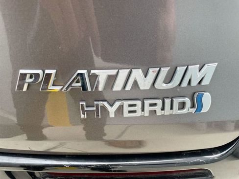 Used 2023 Toyota Sienna Platinum image 28