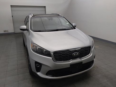 Used 2019 Kia Sorento EX w/ EX Touring Package FWD image 14