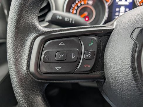 Used 2022 Jeep Gladiator Sport image 23