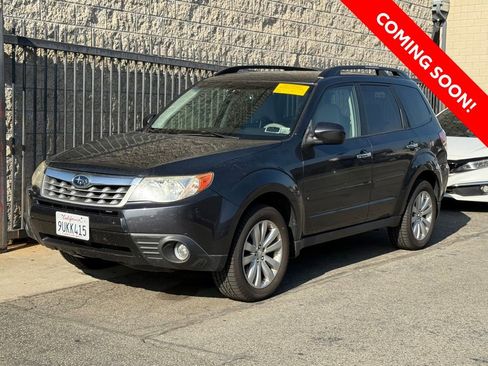 Used 2013 Subaru Forester 2.5X Limited image 3