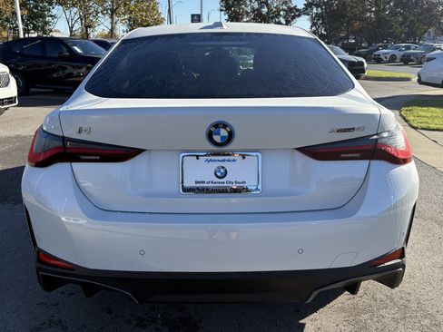 Used 2025 BMW i4 xDrive40i w/ Premium Package AWD/4WD image 9