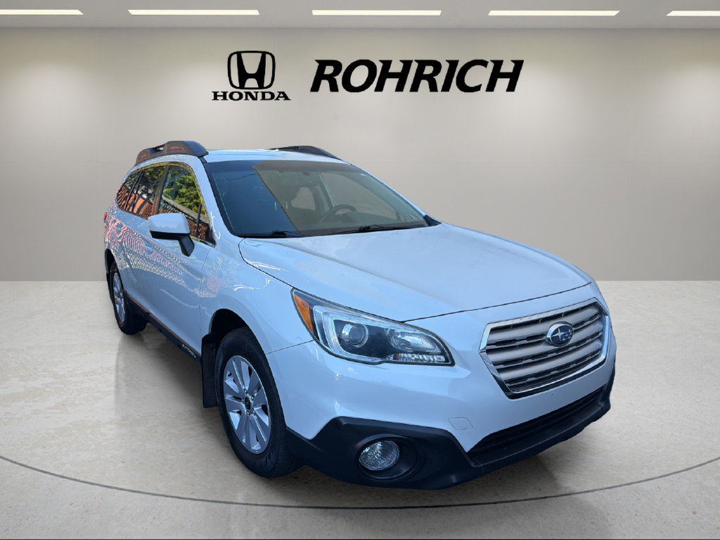 Used 2015 Subaru Outback 2.5i Premium AWD/4WD image 2