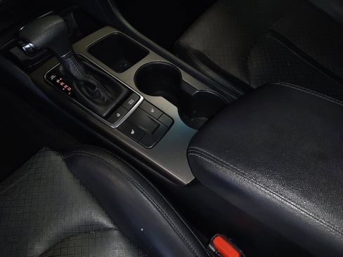 Used 2020 Kia Optima SE image 26