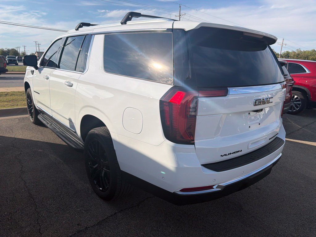 Used 2026 GMC Yukon XL Elevation w/ Elevation Premium Package AWD/4WD image 16